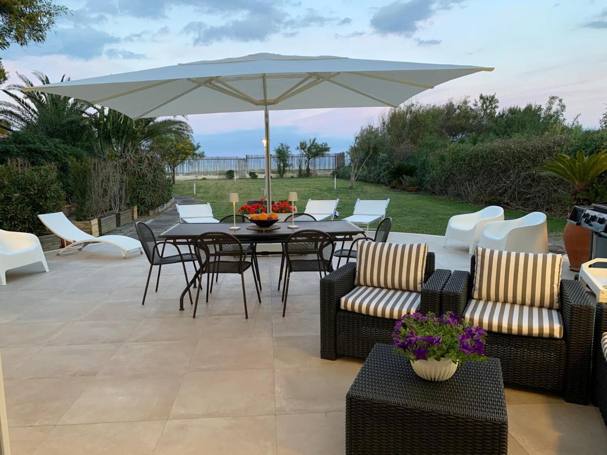 Villa Sulla Spiaggia Tra Catania E Siracusa أغنون باني المظهر الخارجي الصورة