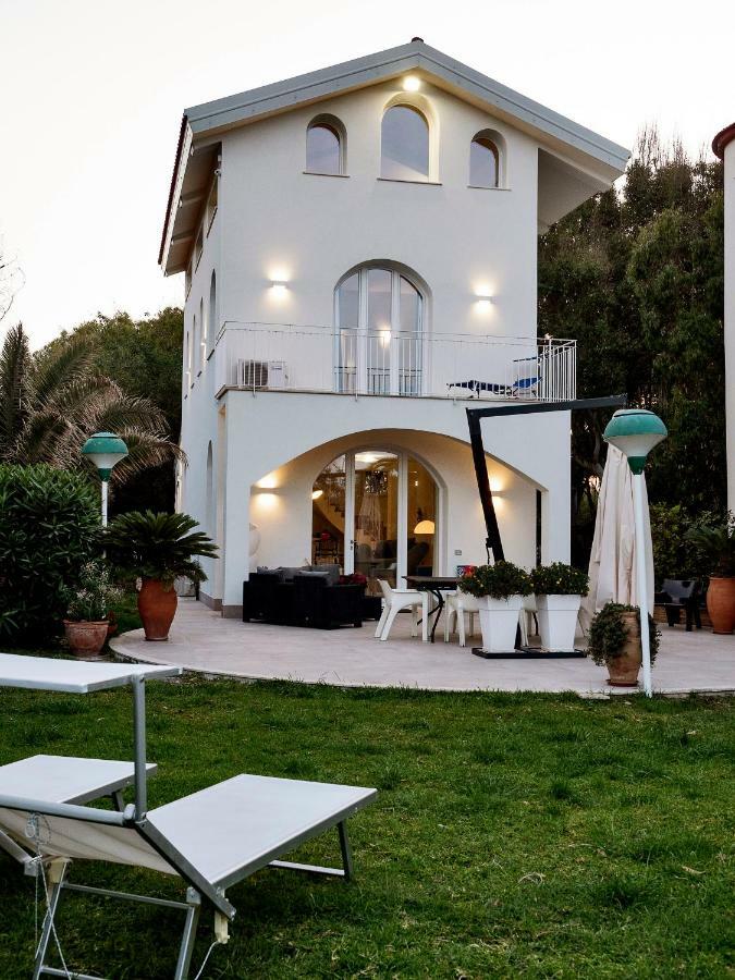 Villa Sulla Spiaggia Tra Catania E Siracusa أغنون باني المظهر الخارجي الصورة
